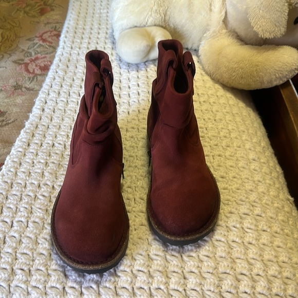 Birkenstock Luton Port, used a few times. Like new, refer to photos. - Picture 3 of 5